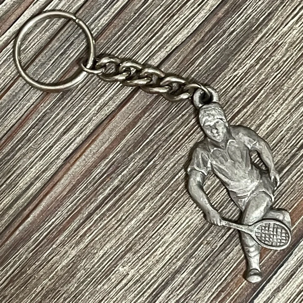 Vintage Radcliffe Pewter 1983 Tennis Male Player Keychain I Love Tennis P Davis